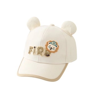 Casquette enfant en coton crème avec oreilles 3D et écusson lion pour garçons