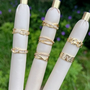 Adjustable Gold Plated Copper Rings Cubic Zirconia Heart Clover Belt Buckle Design Fashion Jewelry Women Elegant Style