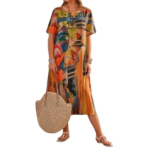 Artistic abstract oil print midi dress with short sleeves and a round neck for summer wear