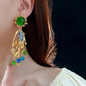 Vintage baroque round emerald green resin earrings with golden branch drop pendants