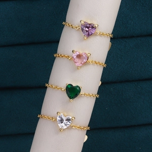 Details zu herzförmigen Edelstein-Kettenringen in Lila, Rosa, Grün und Weißvergoldung