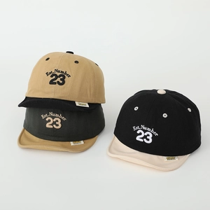 Detailed embroidery and side label on three-color American retro baby baseball caps