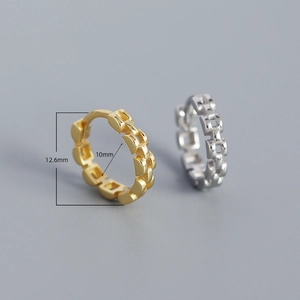 Geometric S925 silver buckle earrings in gold and silver finish with size dimensions