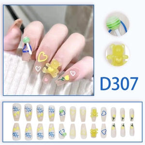 Faux ongles trapèze longs avec oursons 3D, sucettes et motifs de cœurs D307