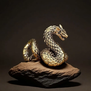 Retro Brass Alloy Miniature Dragon Figurine Chinese Style Desktop Ornament Antique Copper Plated Dragon Sculpture Decor