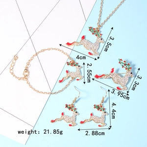 Detailed view of Christmas jewelry set with gold reindeer pendants and dimensions info
