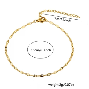Elegant thin gold lip chain bracelet with 16cm length and 5cm extension chain details