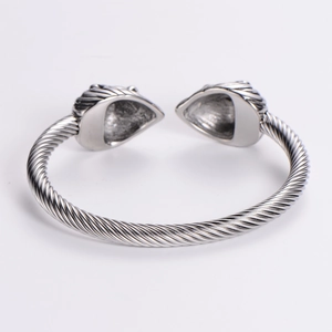 Punk style silver 304 stainless steel twisted cable open bracelet with lion head ends