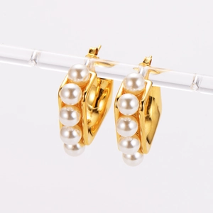 Vintage 18K gold plated square pearl earrings with five vertical white pearls