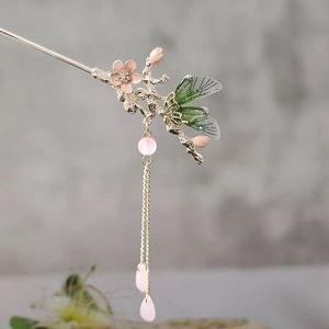 Vintage silver hair pin with green wings and pink flower tassels for Hanfu hair styling