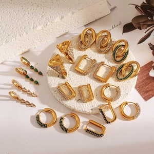 Vintage 18k gold plated geometric hoop earrings set with green zircon in ins style