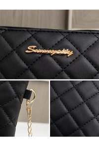 Détail du logo Summercity sur sac en cuir matelassé noir avec chaîne dorée