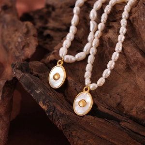 French Elegant Titanium Steel Necklace With Freshwater Pearl And White Shell Oval Pendant Gold Plated Fashion Jewelry For Women
