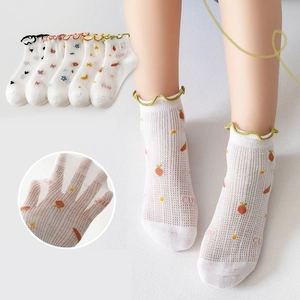 Breathable mesh cotton baby socks with floral patterns and ruffled edges 5-pair set