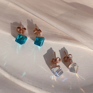 Elegant rose gold square crystal earrings in sea blue and iridescent clear hues