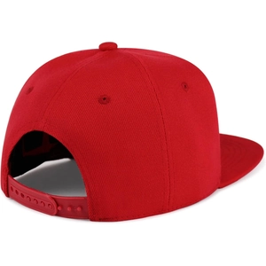 Rote Hip-Hop Snapback Cap mit verstellbarem Verschluss und atmungsaktiven Sticklöchern