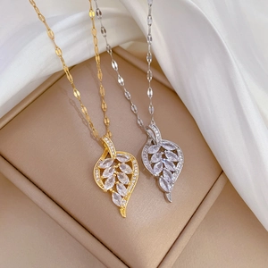 Luxurious titanium steel leaf pendant necklaces with full diamond inlay in gold and silver
