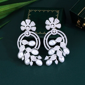 Luxury Floral Leaf Drop Earrings Copper Micro Pave Zircon White Imitation Artificial Pearl Pendants Elegant Jewelry For Women