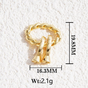 Macro view of 18K gold plated brass twisted ring clasp with dimensions 16.3x19.8mm