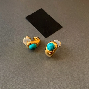 Minimalist 18k gold plated turquoise stud earrings with elegant vintage bead design