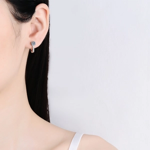 Boucles d'oreilles créoles U en argent S925 avec moissanite pour femme