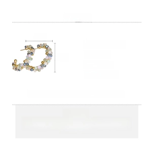 Detailed size chart and material specifications for crystal beaded hoop earrings