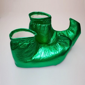 Glossy green Christmas elf shoes with curly pointed toes and elastic ankles for parties