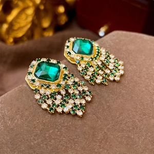 Vintage emerald crystal tassel earrings with silver needle in elegant gold finish