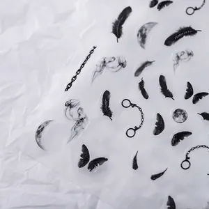 Adesivi per unghie 5D con piume nere, farfalle e disegni a tema lunare scuro