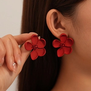 Elegant matte red vintage floral stud earrings featuring a five-petal design for women