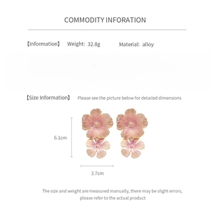 Detailed size chart of pink enamel flower earrings with alloy material and dimensions