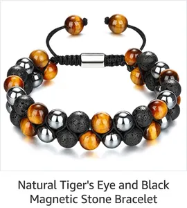 Dettaglio del bracciale intrecciato a doppio strato con occhio di tigre 8mm e lava
