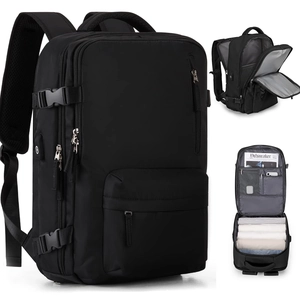 Vista detallada de la mochila de viaje de gran capacidad con compartimentos internos