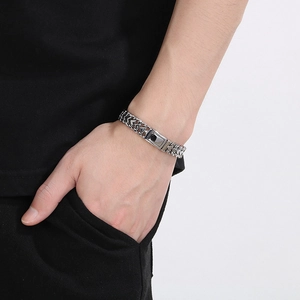 Bracciale da uomo in acciaio inossidabile argento lucido con chiusura quadrata