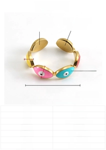 Detailed size and material specs for the 18k gold plated evil eye stainless steel ring