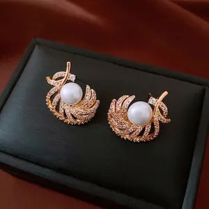 French Vintage Feather Artificial Pearl Stud Earrings Silver Earring Post 18k Gold Plated Cubic Zirconia Exquisite Jewelry For Women