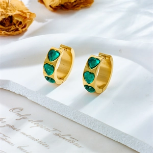 Gold-plated stainless steel hoop earrings with three heart-shaped green emerald stones