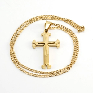 Collana con ciondolo a croce a doppio strato in acciaio inossidabile placcato oro 18k