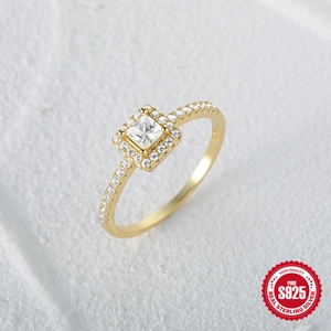 Luxurious S925 sterling silver ring with princess cut diamond and pave halo setting