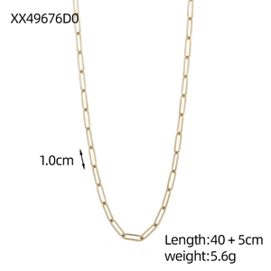 Detail view of a 40+5cm gold paperclip chain necklace with 1.0cm single link size