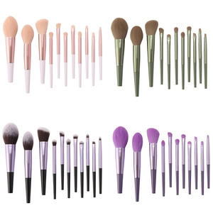 Kit de 13 pinceaux de maquillage professionnels en quatre couleurs pour fond de teint et yeux
