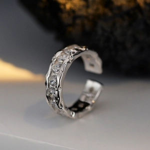 925 Sterling Silver Ear Cuff Molten Texture Zircon Inlaid Non-Pierced Earring Clip Minimalist Unisex Jewelry