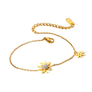 Golden titanium steel daisy bracelet with sparkling zircons and adjustable lobster clasp