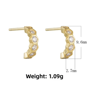 Detail view of gold hexagon zircon stud earrings with 9.6mm length and 1.09g weight info