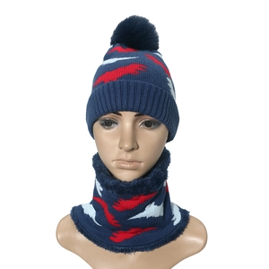 Winter-Set mit Strickmütze und Schal mit süßem Dino-Muster und weichem Fleece-Futter