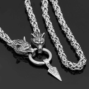 Detail of Viking wolf heads necklace with spearhead pendant and Byzantine chain