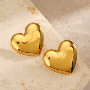 Boucles d'oreilles cœur dorées en acier inoxydable avec finition miroir polie