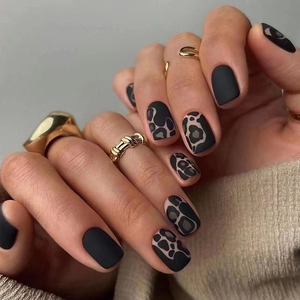 Matte Black Leopard Print Press On Nails Short Square Shape Artificial False Nails For Women