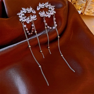 Boucles Oreilles Manchettes Longues En Cuivre Zircon Feuille Forme C Imitation Künstliche Perle Sans Perçage Pour Femmes Bijoux Élégants