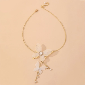 Collier Pendentif Papillon En Dentelle Douce Alliage Imitation Künstliche Perle Strass Style Fée Élégant Bijoux Longue Chaîne Femmes